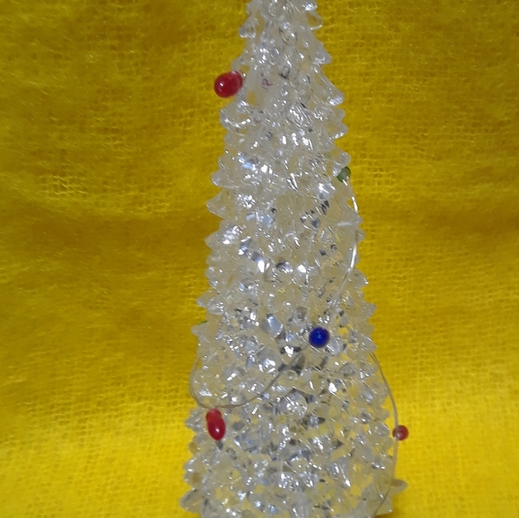Lovely vintage ceramic Christmas tree with lights see video - Picture 6 of 6